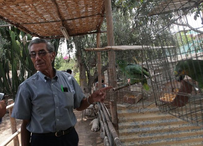 Мигель Гутьеррес в своем ограбленном зоопарке