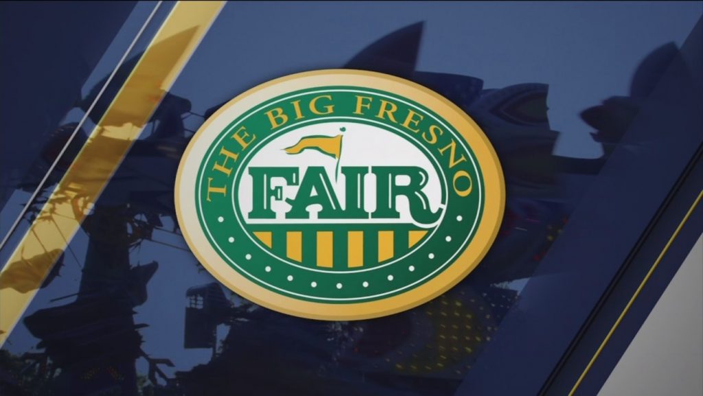 Логотип ярмарки Big Fresno Fair, где появилась экспозиция попугаев
